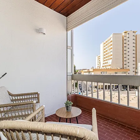 Salgado's Nest Портиман